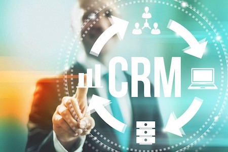 Un éditeur spécialiste des services en ligne et du CRM